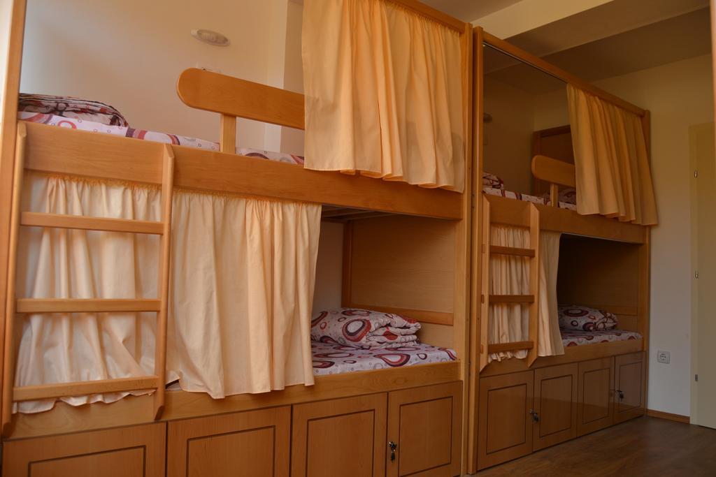 Hostel Valentin 2 สโกเปีย ห้อง รูปภาพ