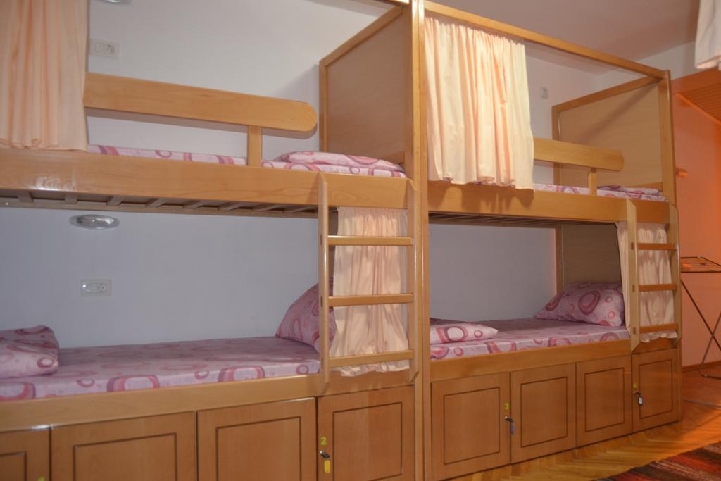 Hostel Valentin 2 สโกเปีย ห้อง รูปภาพ