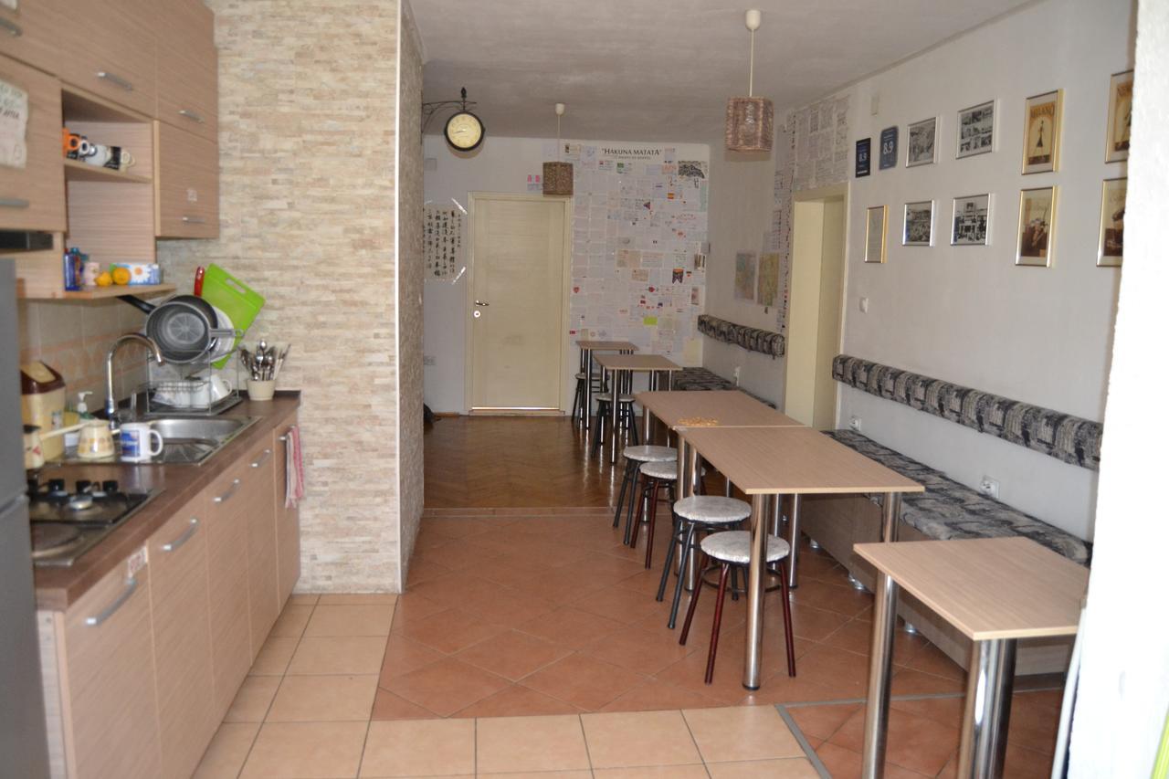 Hostel Valentin 2 สโกเปีย ภายนอก รูปภาพ